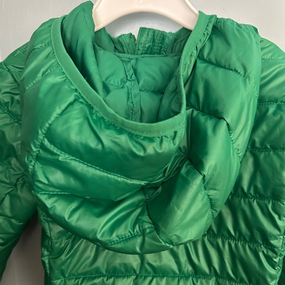 Primary Kids Green Puffer Jacket with Hood - Picture 5 of 7